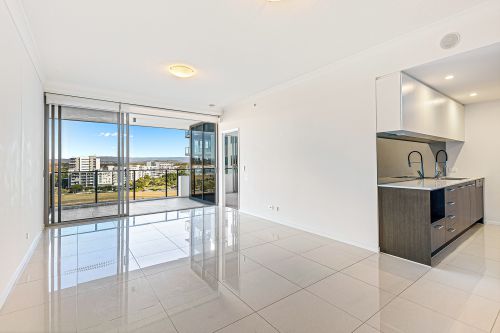 2802/25-31 East Quay Drive, Biggera Waters