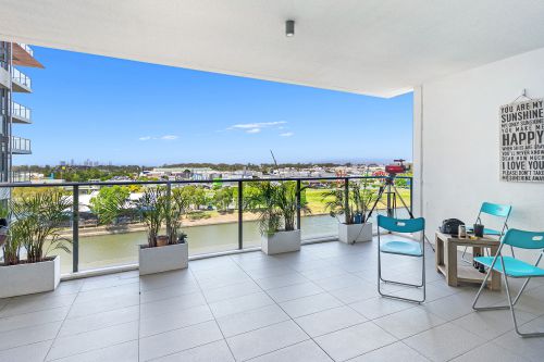 2408/25-31 East Quay Drive, Biggera Waters