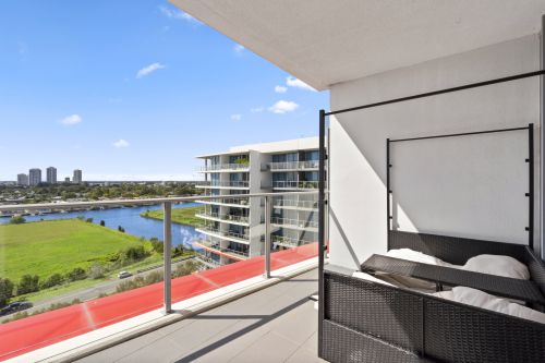 21003/25 East Quay Drive, Biggera Waters